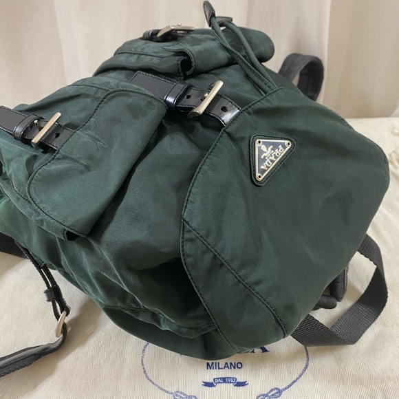 ❌Sold❌Prada Milano Iconic Backpack 🎒Like New🥰 - Picture 4 of 11